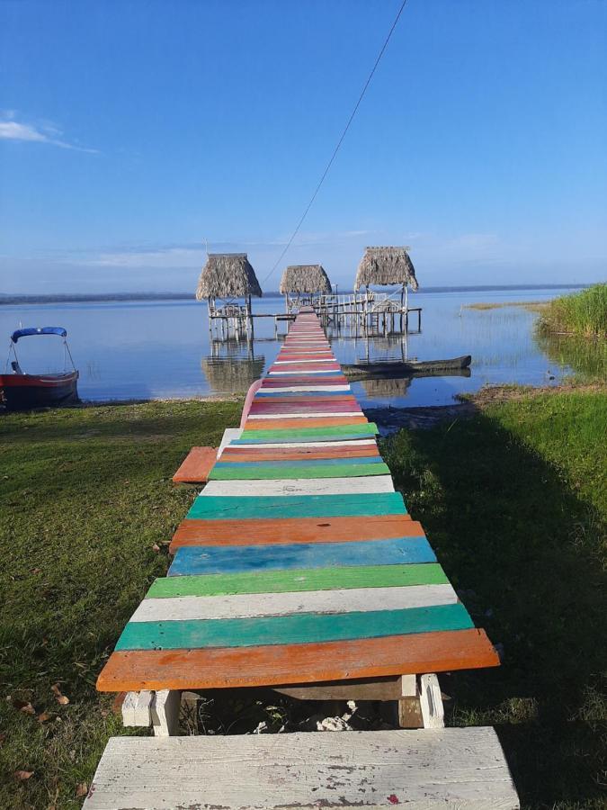 Ernesto Hotel & Restaurante Ел Ремате Екстериор снимка